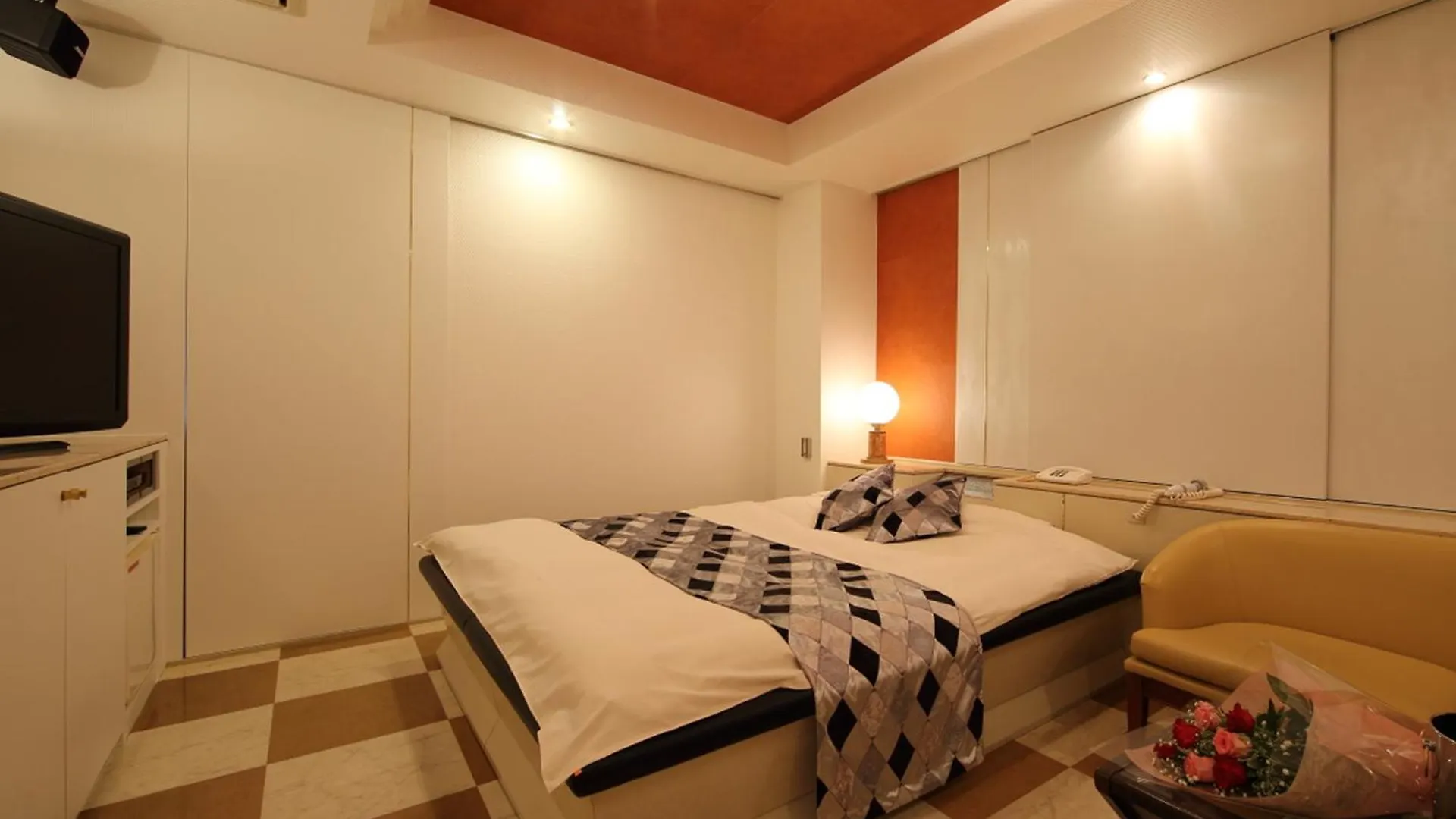 Hotel La Siesta (Adults Only) كيوتو بيت الحب